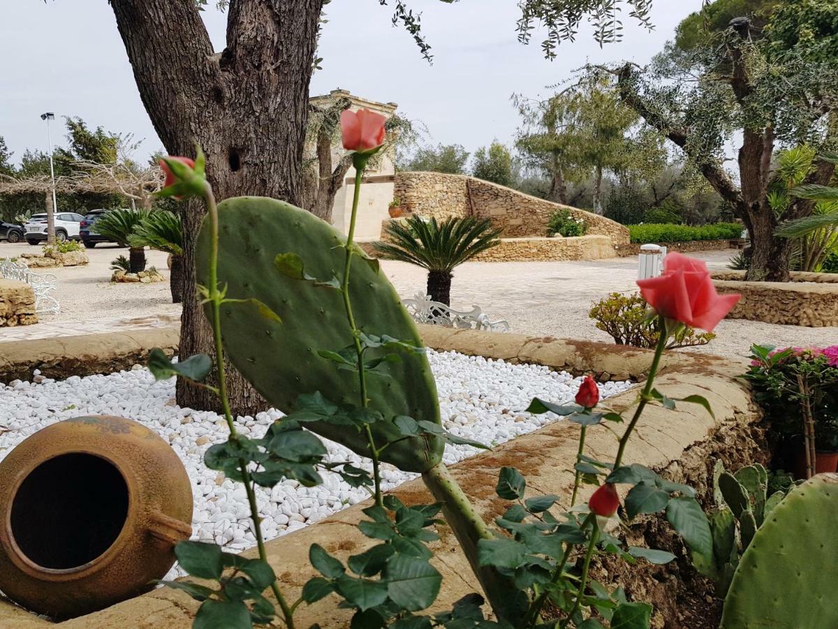 Masseria Pisciani Torchiarolo Exterior photo